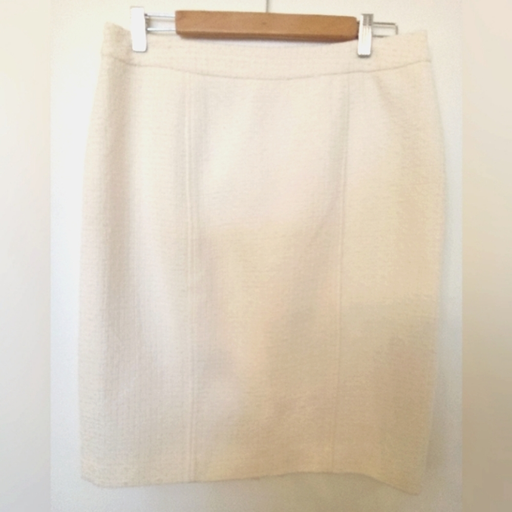 Anne Klein Women's Classic Ivory Boucle Skirt Size 10